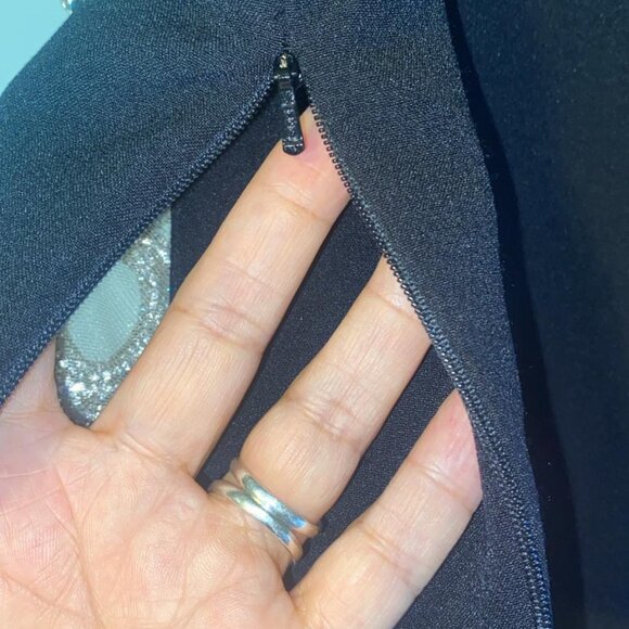 Safiyaa - Maimie embellished crepe gown - Picture 8 of 12